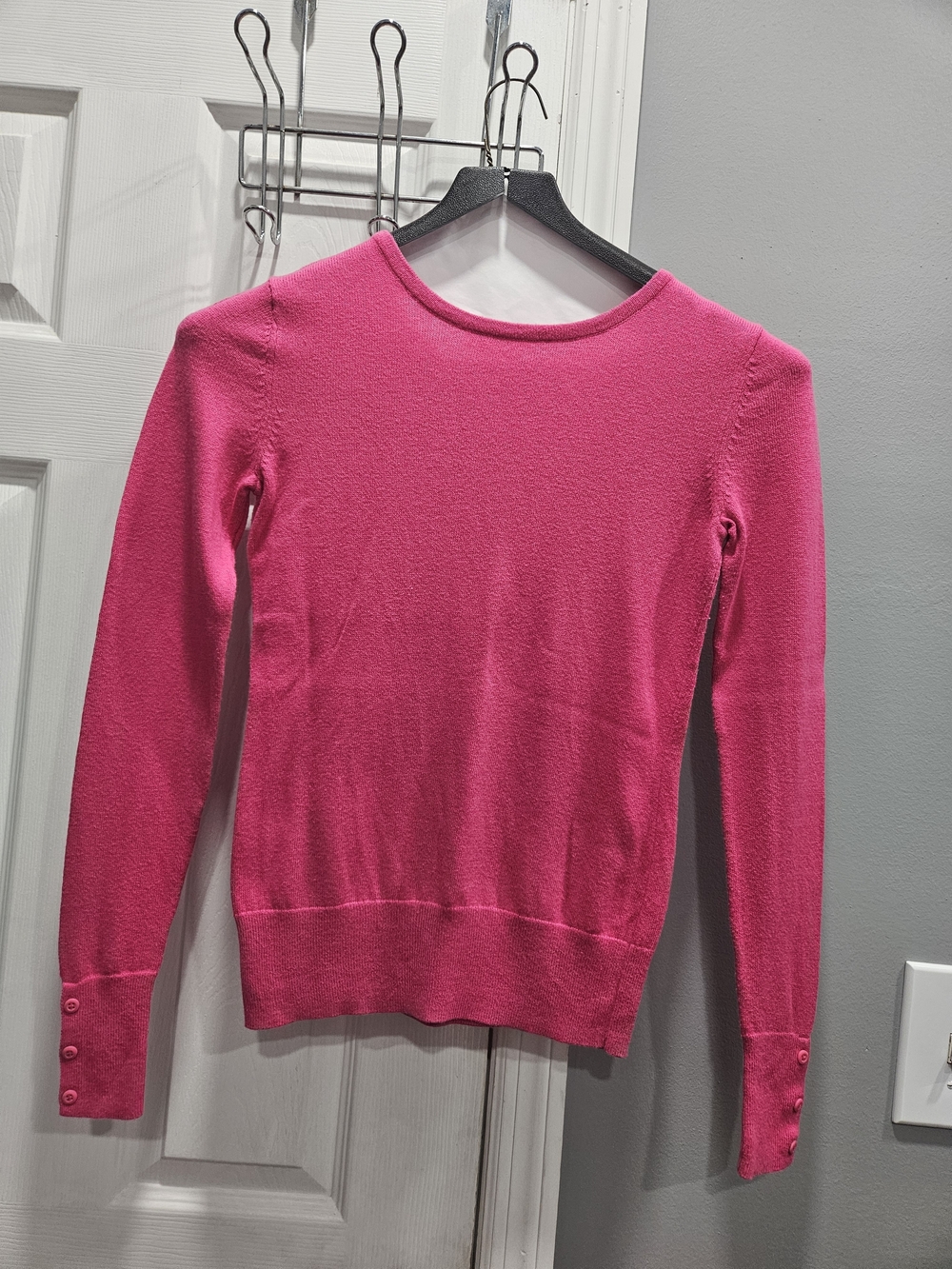 G.H. Bass & Co. Slim Crewneck Sweater in Hot Pink